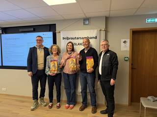 Þrír leiðtogar úr þríþraut sæmdir Gullmerki ÍSÍ