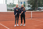 Enn gert hlé á tenniskeppninni